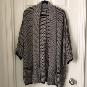 Splendid cardigan, great condition